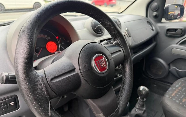 imagem-https://www.socarrao.com.br/sc-vehicle-images-prod/3239859/1787150503153-8378638_14_B_6675529454.jpeg