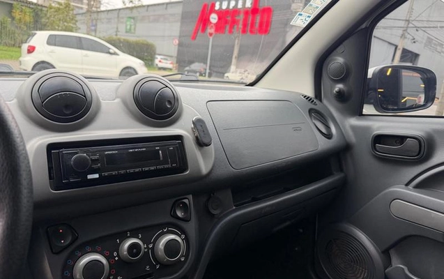 imagem-https://www.socarrao.com.br/sc-vehicle-images-prod/3239859/1787150503154-8378638_15_B_c7e866a10c.jpeg