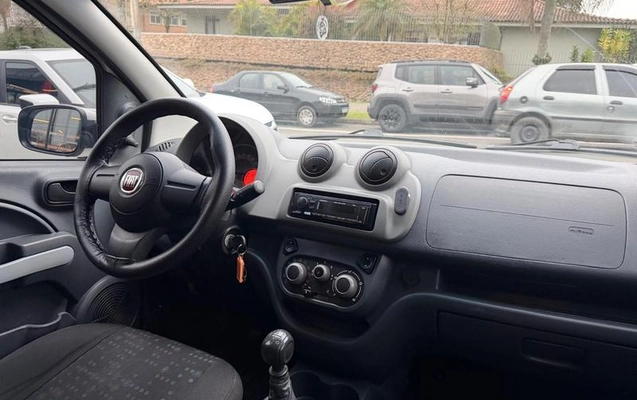 imagem-https://www.socarrao.com.br/sc-vehicle-images-prod/3239859/1787150503155-8378638_16_B_3446234e92.jpeg
