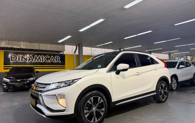 imagem-https://www.socarrao.com.br/sc-vehicle-images-prod/3239864/1786742052499-V2hhdHNBcHAgSW1hZ2UgMjAyNi0wOC0xNCBhdCAxNi4yNC4yNS5qcGVn.jpeg
