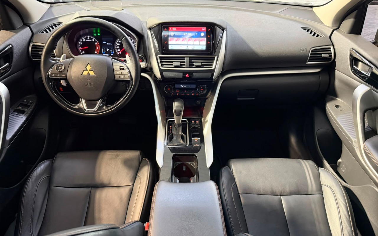 imagem-https://www.socarrao.com.br/sc-vehicle-images-prod/3239864/1786742053994-V2hhdHNBcHAgSW1hZ2UgMjAyNi0wOC0xNCBhdCAxNi4yNC4yMC5qcGVn.jpeg