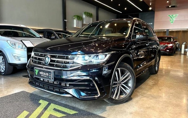 imagem-https://www.socarrao.com.br/sc-vehicle-images-prod/3239866/1786742097715-8382680_15_B_c9f374bba2.jpeg