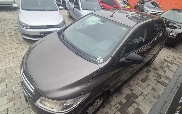 imagem-https://www.socarrao.com.br/sc-vehicle-images-prod/3240254/1788621700737-8352297_7_B_299f1fac71.jpeg
