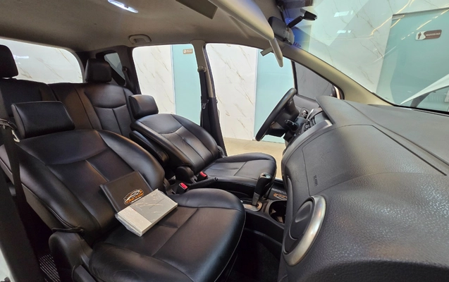 imagem-https://www.socarrao.com.br/sc-vehicle-images-prod/3243533/1789760861322-MTAuanBn.jpg