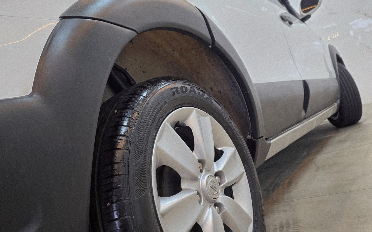 imagem-https://www.socarrao.com.br/sc-vehicle-images-prod/3243533/1789760862250-MTguanBn.jpg