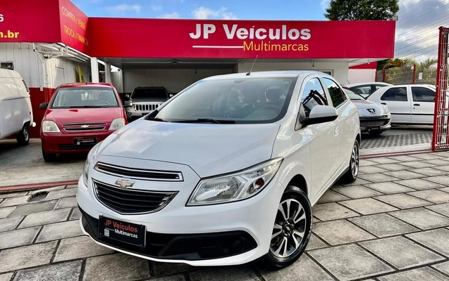 imagem-https://www.socarrao.com.br/sc-vehicle-images-prod/32451/1785444776689-7573019_0_B_8a59f4ba1a.jpeg