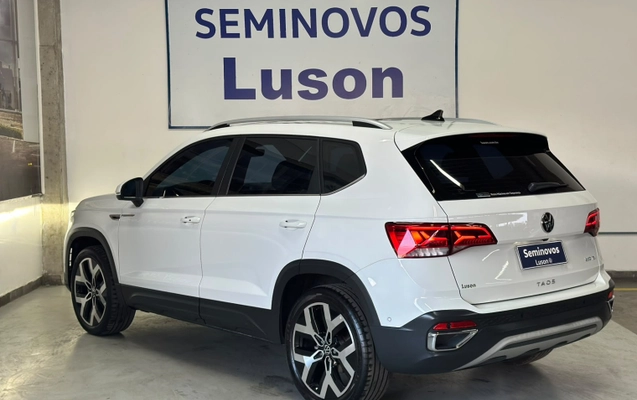 imagem-https://www.socarrao.com.br/sc-vehicle-images-prod/3255432/1786794580605-integration-api-3R1wQolaoMfHqr3v7k6HMA4iYqD4hj8B.jpg