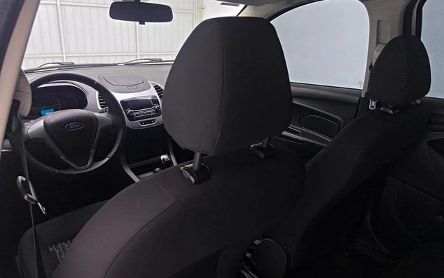 imagem-https://www.socarrao.com.br/sc-vehicle-images-prod/3255461/1787000848252-8372329_12_B_c2ccc6039d.jpeg