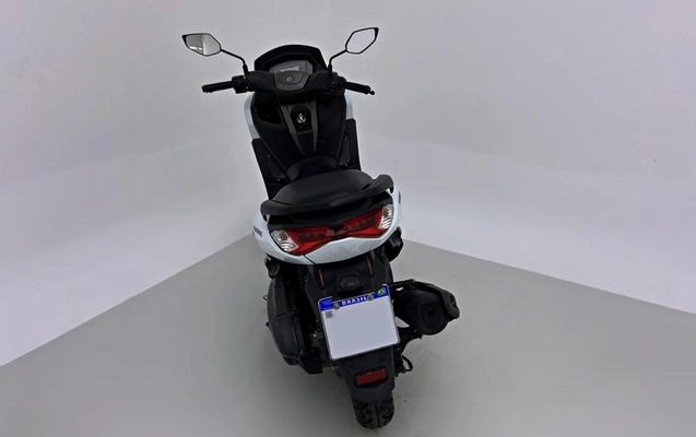 imagem-https://www.socarrao.com.br/sc-vehicle-images-prod/3255465/1786797367929-8361104_6_B_e80bd7694b.jpeg
