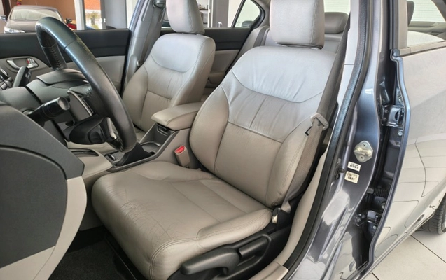 imagem-https://www.socarrao.com.br/sc-vehicle-images-prod/3255470/1786797719130-fa5f3a73-b5d3-4eb6-8c35-73d657cf6d01.jpg