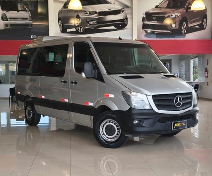 Mercedes-Benz Sprinter 2018 Prata — foto 1 de 3