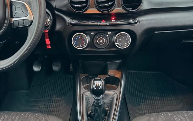 imagem-https://www.socarrao.com.br/sc-vehicle-images-prod/3255486/1789758067044-vehicle_image_1789757935_34d4ebc6d8dfbc998021a44b03ff0b6e.jpeg