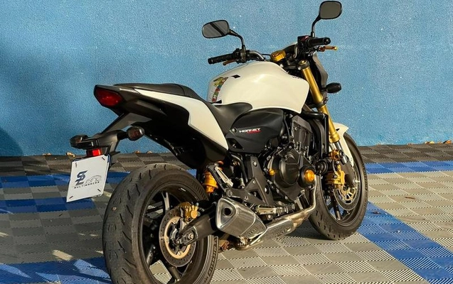 imagem-https://www.socarrao.com.br/sc-vehicle-images-prod/3255510/1789657039577-8380856_11_B_c6bcdbf5c2.jpeg