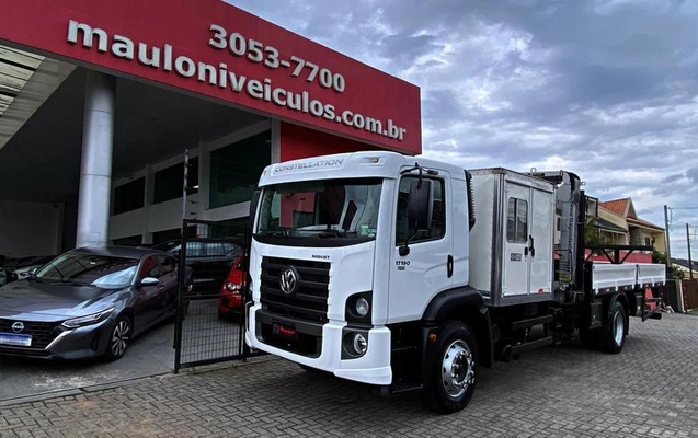 imagem-https://www.socarrao.com.br/sc-vehicle-images-prod/3255532/1787841339212-8332046_1_B_715c9de7d4.jpeg