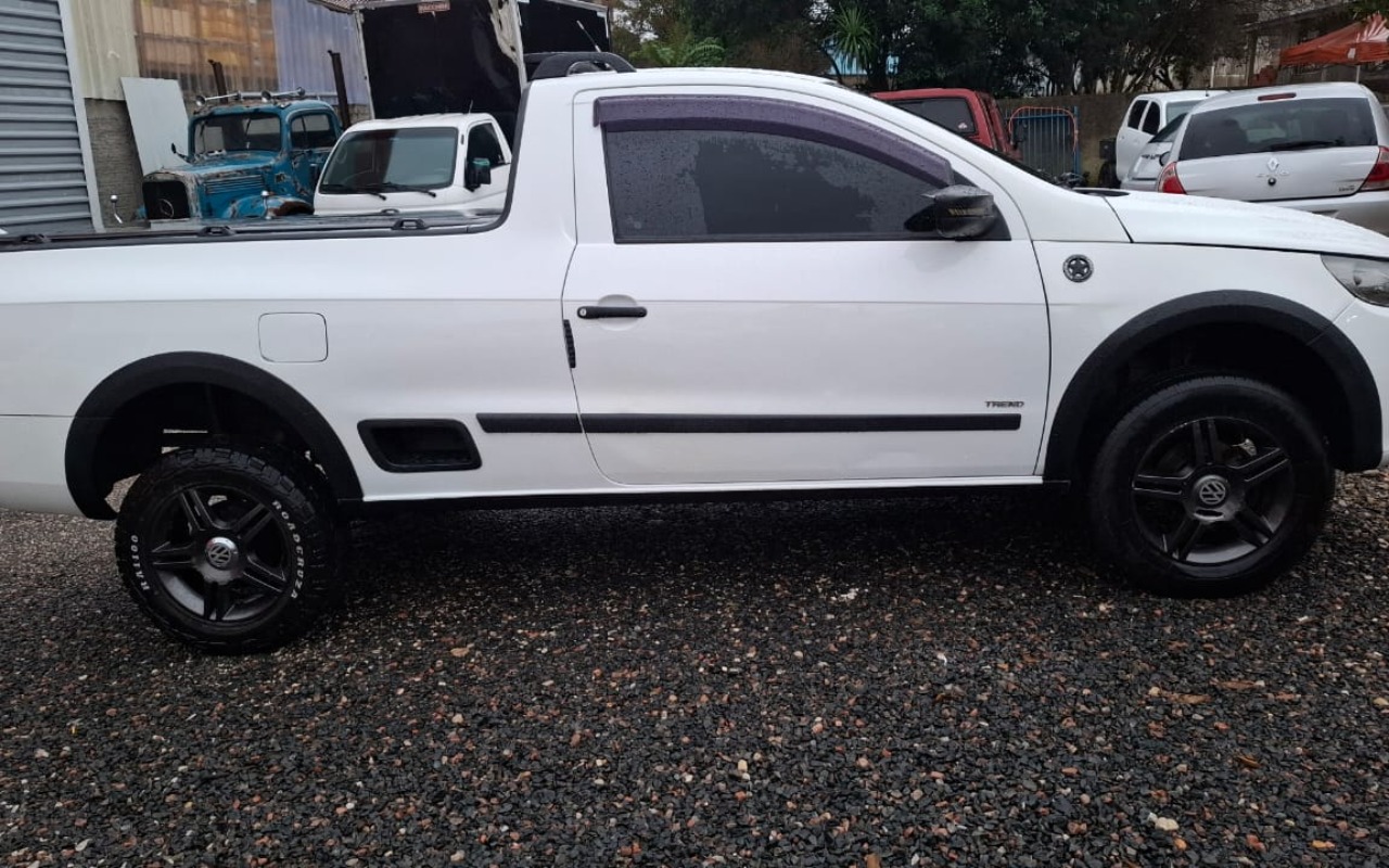 imagem-https://www.socarrao.com.br/sc-vehicle-images-prod/3255557/1786799696852-MTY0NmE1MzMtMWJhYi00ZmZlLTk1NzgtODVhYjRlZTc5OTY2LmpmaWY.jfif
