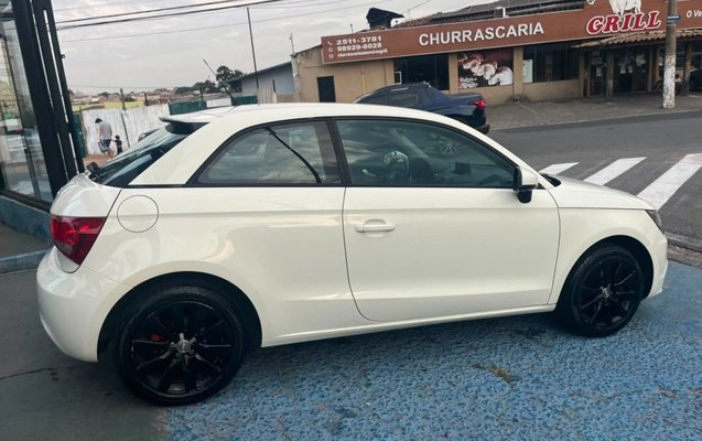 imagem-https://www.socarrao.com.br/sc-vehicle-images-prod/3255558/1788468557124-07cc6861-37dd-4e62-8df6-62402deb72a9.jpg