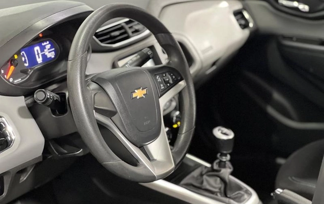 imagem-https://www.socarrao.com.br/sc-vehicle-images-prod/3255662/1786800653898-8379740_6_B_cc3237e4d4.jpeg