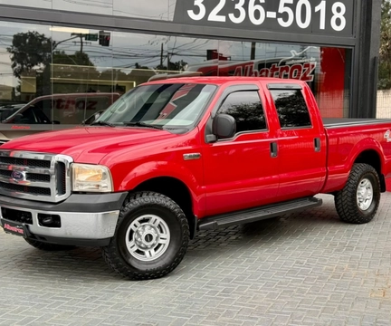 Ford F-250 2011 Vermelho — foto 1 de 3