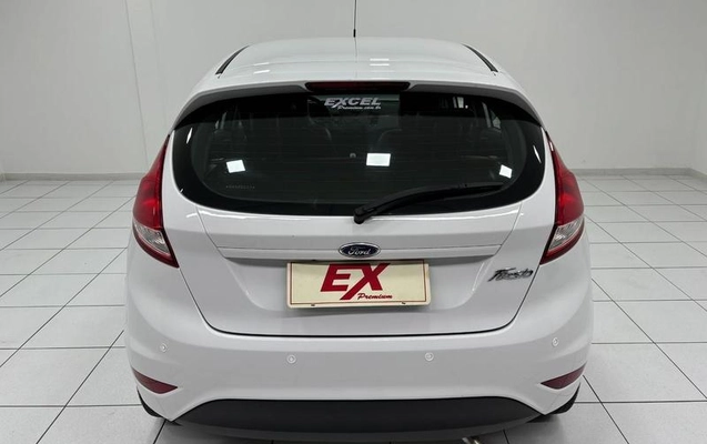 imagem-https://www.socarrao.com.br/sc-vehicle-images-prod/3255672/1786800800082-8330633_6_B_37ea896081.jpeg