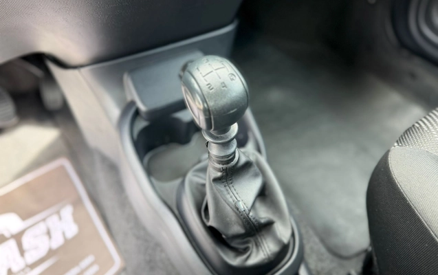 imagem-https://www.socarrao.com.br/sc-vehicle-images-prod/3255678/1786800955466-003_1e0a90556ef9bc3d8cda789ad1985e8a.jpeg