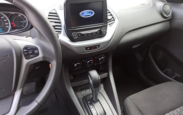 imagem-https://www.socarrao.com.br/sc-vehicle-images-prod/3255686/1790352624089-8381077_12_B_cdb2752721.jpeg