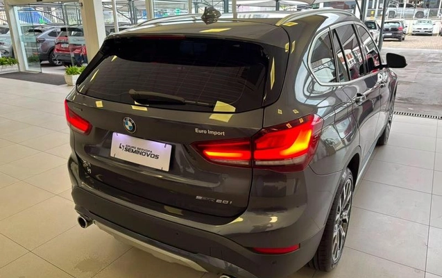 imagem-https://www.socarrao.com.br/sc-vehicle-images-prod/3255708/1786801790316-8277864_5_B_d0d0360afb.jpeg