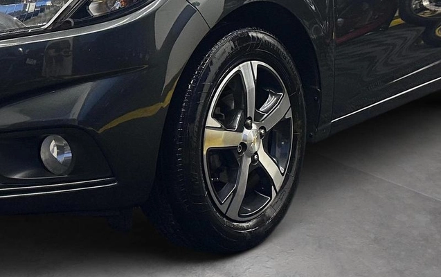 imagem-https://www.socarrao.com.br/sc-vehicle-images-prod/3255724/1790010532083-8374228_17_B_61de91a25f.jpeg