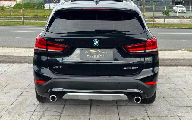 imagem-https://www.socarrao.com.br/sc-vehicle-images-prod/3255728/1787317232478-8379574_6_B_07cf2029a6.jpeg