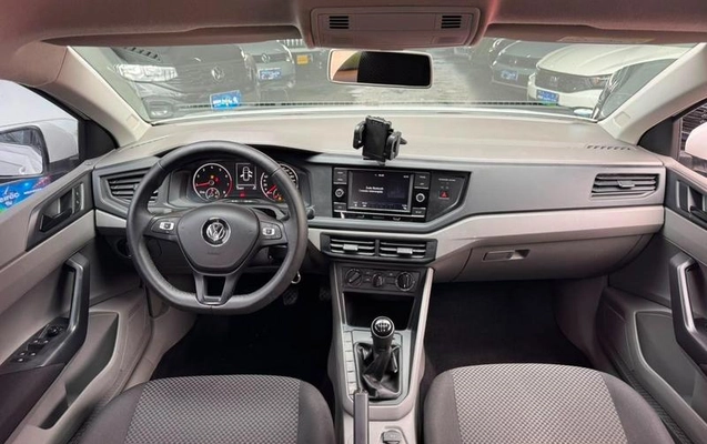 imagem-https://www.socarrao.com.br/sc-vehicle-images-prod/3255746/1789560271466-8370266_5_B_459d822e22.jpeg