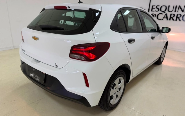 imagem-https://www.socarrao.com.br/sc-vehicle-images-prod/3255795/1786803780827-V2hhdHNBcHAgSW1hZ2UgMjAyNi0wOC0xNSBhdCAxMC4yNS4yNSAoNCkuanBlZw.jpeg