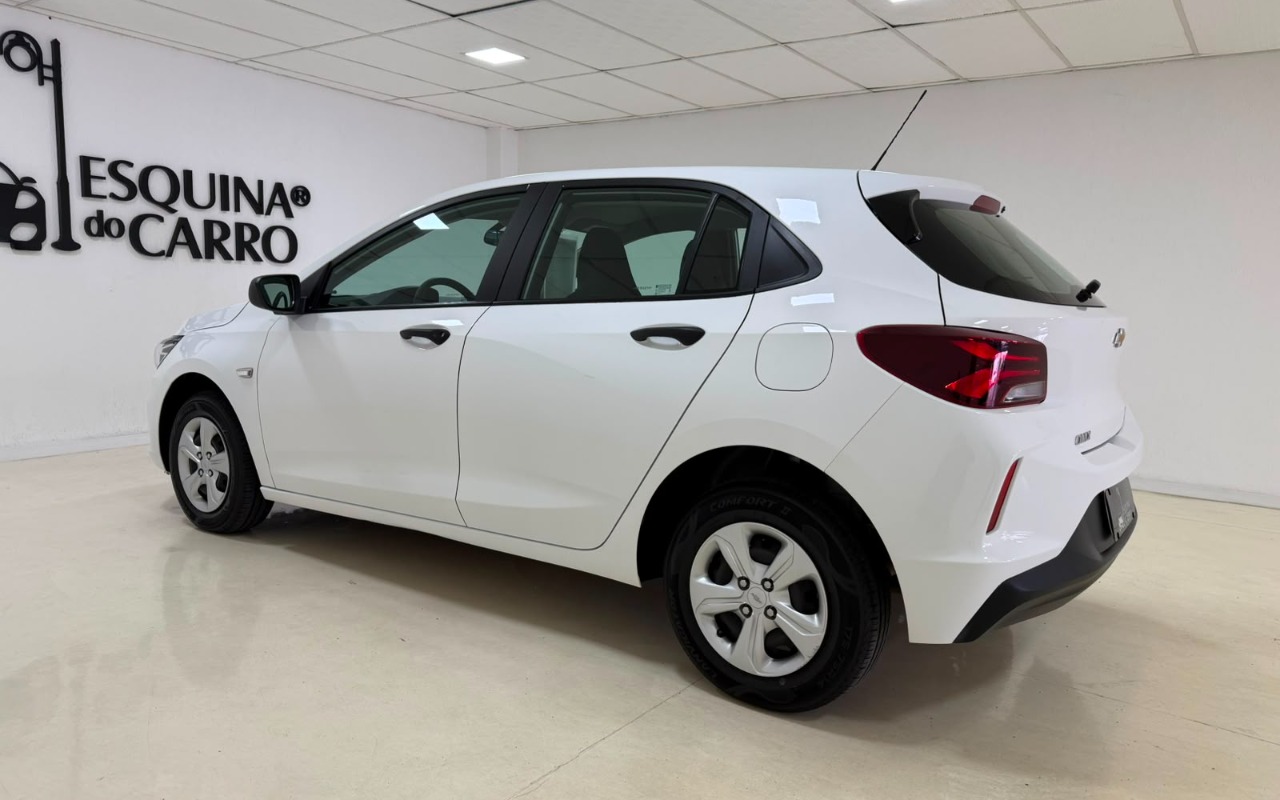 imagem-https://www.socarrao.com.br/sc-vehicle-images-prod/3255795/1786803781025-V2hhdHNBcHAgSW1hZ2UgMjAyNi0wOC0xNSBhdCAxMC4yNS4yNi5qcGVn.jpeg