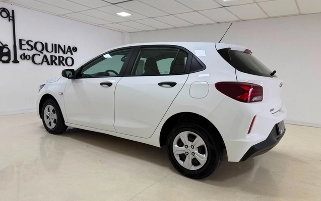imagem-https://www.socarrao.com.br/sc-vehicle-images-prod/3255795/1786803781025-V2hhdHNBcHAgSW1hZ2UgMjAyNi0wOC0xNSBhdCAxMC4yNS4yNi5qcGVn.jpeg
