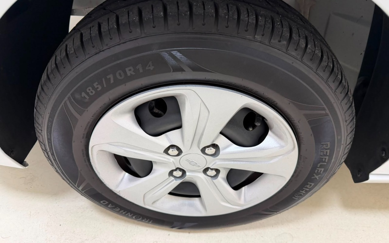 imagem-https://www.socarrao.com.br/sc-vehicle-images-prod/3255795/1786803781572-V2hhdHNBcHAgSW1hZ2UgMjAyNi0wOC0xNSBhdCAxMC4yNS4yNyAoMikuanBlZw.jpeg