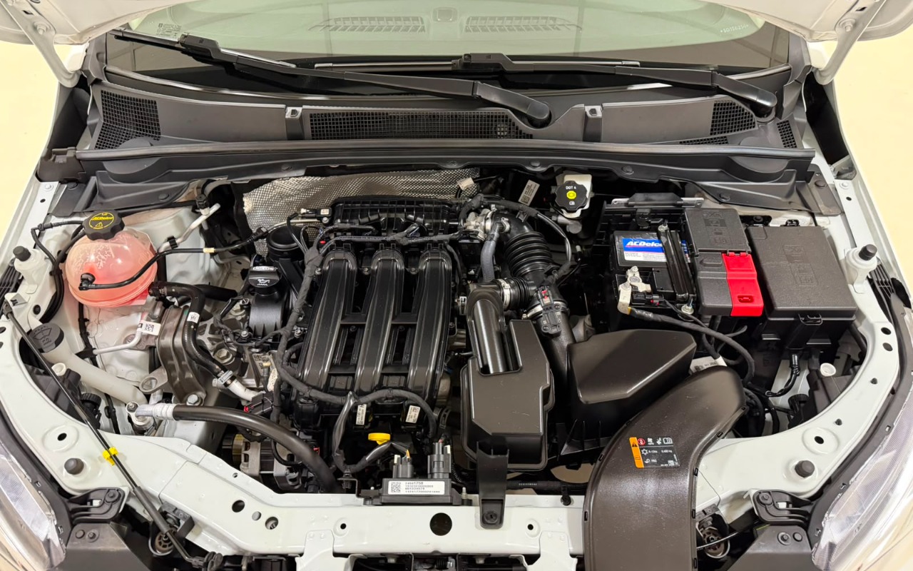 imagem-https://www.socarrao.com.br/sc-vehicle-images-prod/3255795/1786803781653-V2hhdHNBcHAgSW1hZ2UgMjAyNi0wOC0xNSBhdCAxMC4yNS4yNyAoMykuanBlZw.jpeg