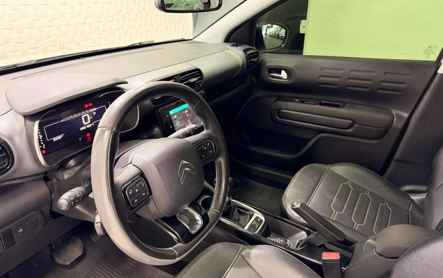 imagem-https://www.socarrao.com.br/sc-vehicle-images-prod/3255848/1786804041822-c9da8d503a1241d3aa660a84cca7e587_1778587585571.jpg