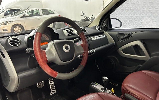 imagem-https://www.socarrao.com.br/sc-vehicle-images-prod/3255851/1786804049055-cb38778c88ce461f8129f43ddd93b5c1_1780590731285.jpg