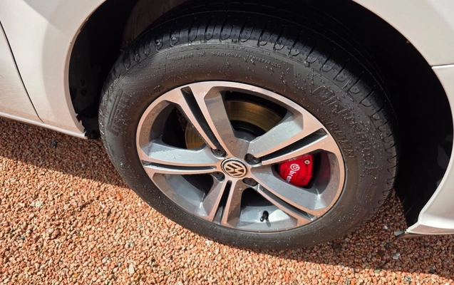 imagem-https://www.socarrao.com.br/sc-vehicle-images-prod/3255896/1786804995882-YWE1OWY5NjMtMWZkYi00OTQzLWJlN2UtMjZmMGNkYWZiZTJkLmpwZWc.jpeg