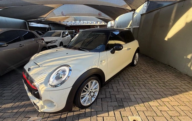 imagem-https://www.socarrao.com.br/sc-vehicle-images-prod/3255900/1786804861956-gb-0b130ac.jpeg
