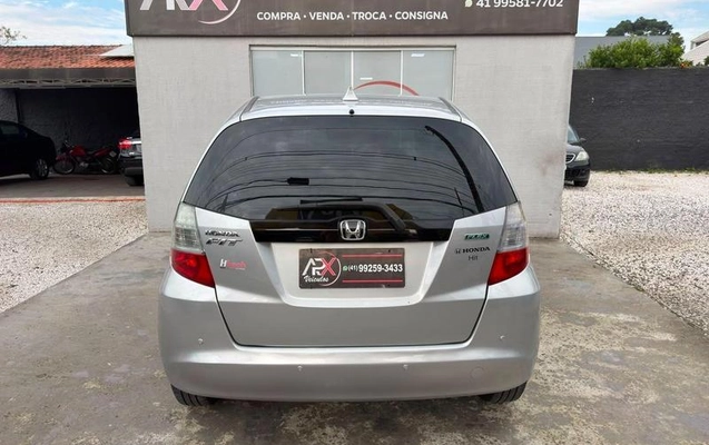 imagem-https://www.socarrao.com.br/sc-vehicle-images-prod/3255918/1787163347996-8383744_5_B_546d00afd3.jpeg