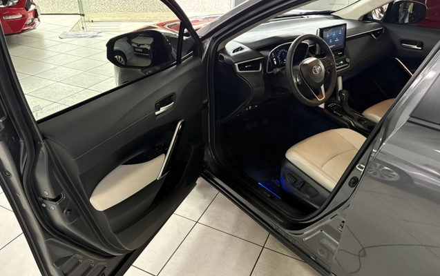 imagem-https://www.socarrao.com.br/sc-vehicle-images-prod/3255920/1788292234838-4QGtMTVTebpgAOB7kwulvLYAsAC827LU.jpg