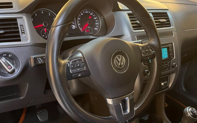 imagem-https://www.socarrao.com.br/sc-vehicle-images-prod/3255944/1786806180263-w44VfTQGDoZbzyDLFWwuoyM0t7KvB2Y4.jpg