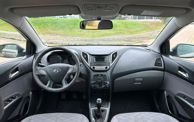 imagem-https://www.socarrao.com.br/sc-vehicle-images-prod/3255966/1786807028277-8383945_8_B_05335978f9.jpeg