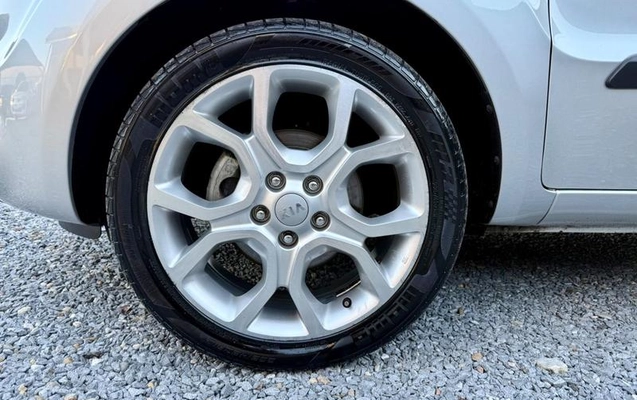 imagem-https://www.socarrao.com.br/sc-vehicle-images-prod/3255967/1787422234027-8383460_16_B_9ce3dc910a.jpeg