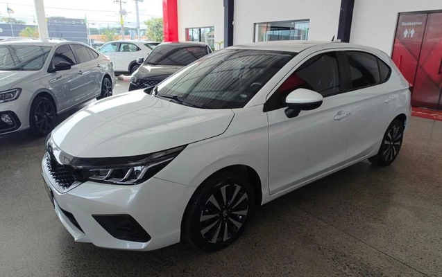 imagem-https://www.socarrao.com.br/sc-vehicle-images-prod/3255995/1789505239977-8381133_11_B_63b44aa53f.jpeg