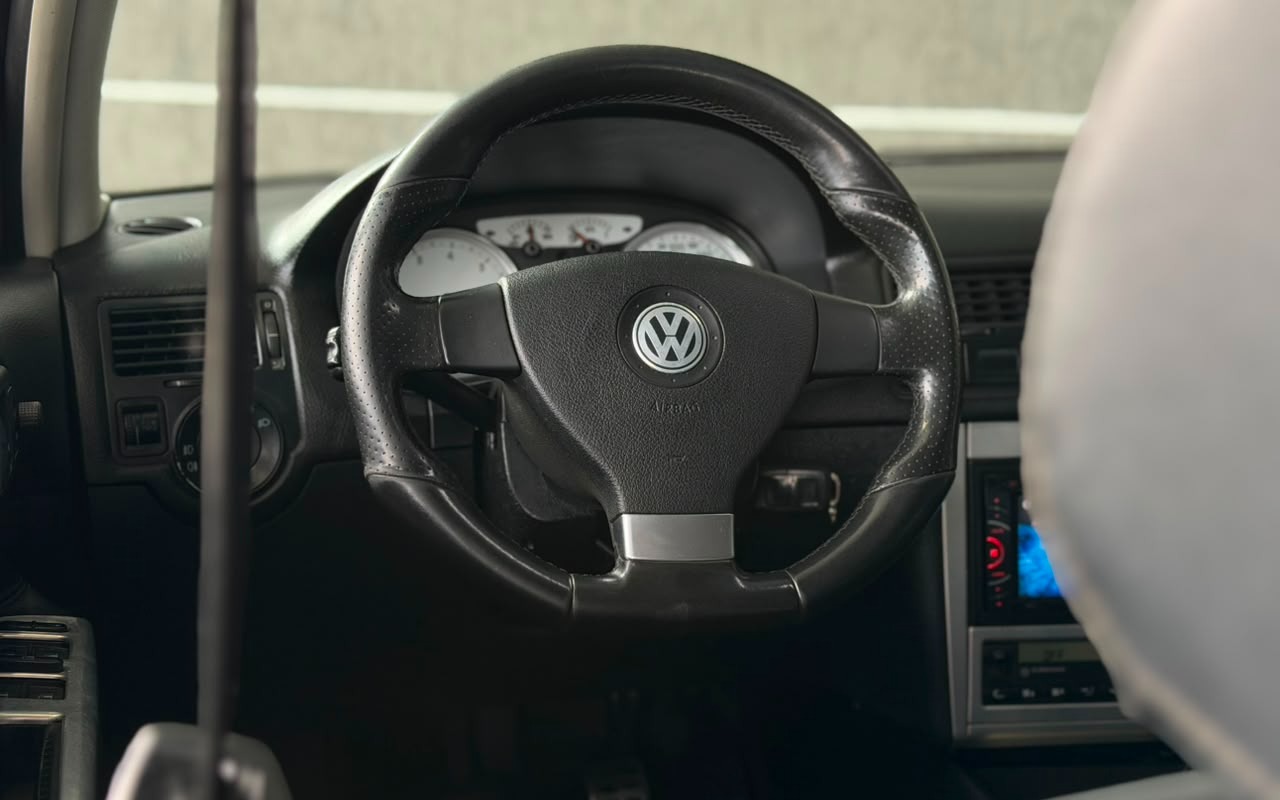 imagem-https://www.socarrao.com.br/sc-vehicle-images-prod/3256030/1786808458652-V2hhdHNBcHAgSW1hZ2UgMjAyNi0wOC0xNSBhdCAxMS41MC40MCAoMikuanBlZw.jpeg