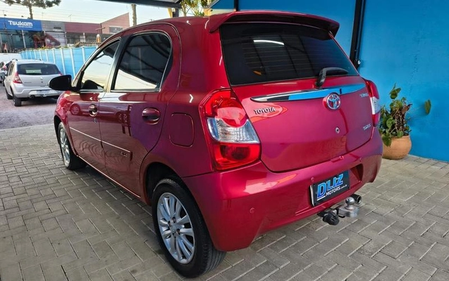 imagem-https://www.socarrao.com.br/sc-vehicle-images-prod/3256032/1787670887047-8352841_22_B_a19574b298.jpeg