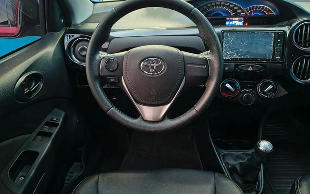 imagem-https://www.socarrao.com.br/sc-vehicle-images-prod/3256032/1787670887062-8352841_8_B_94bb39bfa7.jpeg