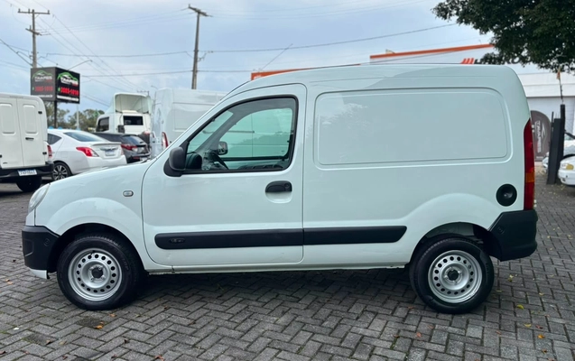 imagem-https://www.socarrao.com.br/sc-vehicle-images-prod/3256042/1786808908188-V2hhdHNBcHAgSW1hZ2UgMjAyNi0wOC0xMyBhdCAxNi41My4wOS5qcGVn.jpeg