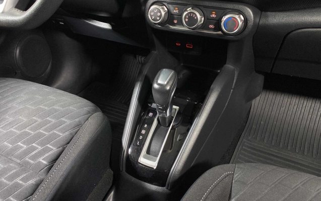imagem-https://www.socarrao.com.br/sc-vehicle-images-prod/3256158/1786812250837-003_c095e3de6bef2affda0f7ab7c37bea02.jpg