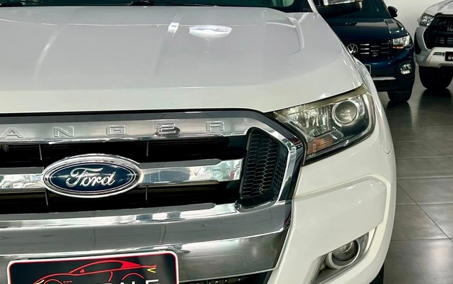 imagem-https://www.socarrao.com.br/sc-vehicle-images-prod/3256196/1786818245743-2bbffce252cd441fba6645034046004d_1786812559162.jpg